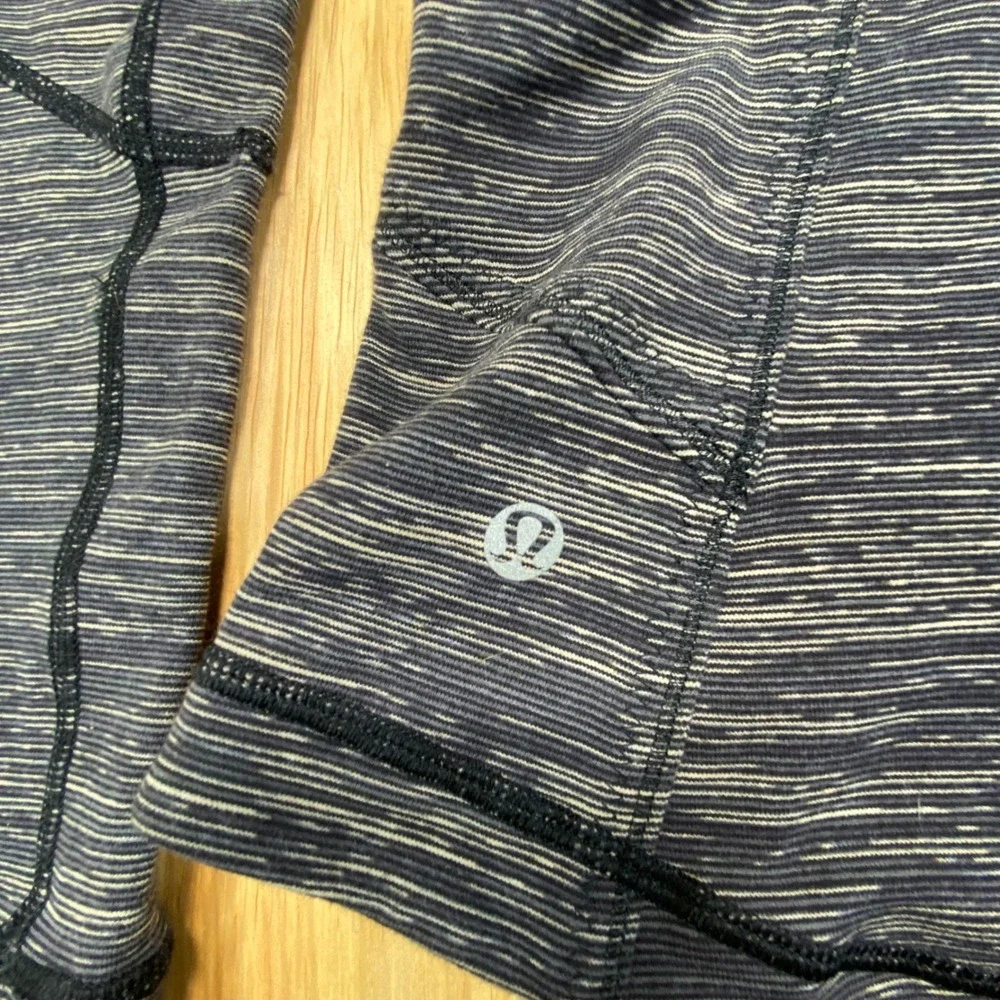 Lululemon Define Jacket Blue Gray Space Dye Full Zip Thumbholes 6-8 No Size Tag!